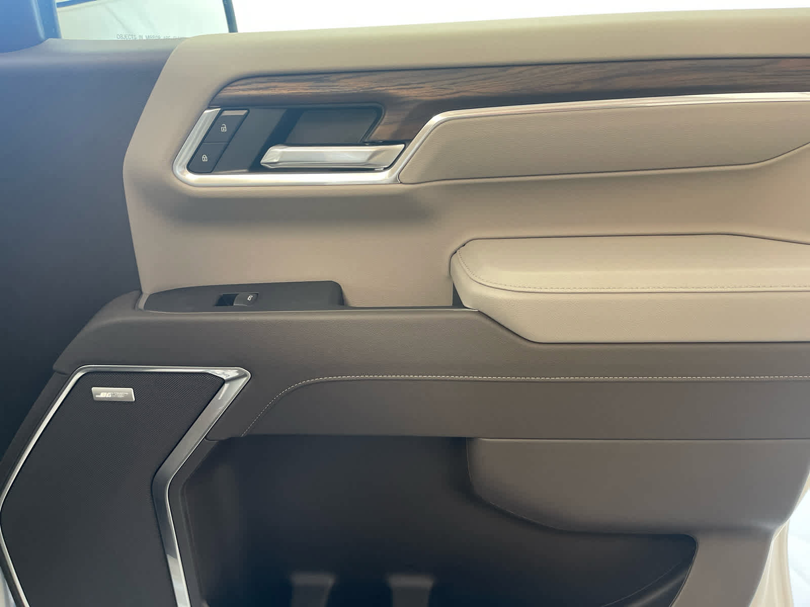 New 2026 GMC Sierra 1500 SLT w/ SLT Premium Plus Package image 31