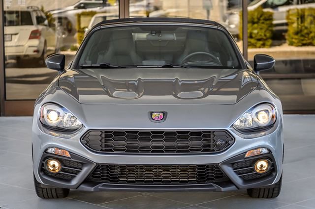 Used 2017 FIAT 124 Spider Abarth image 6