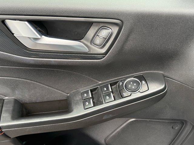 Used 2023 Ford Escape ST-Line image 19