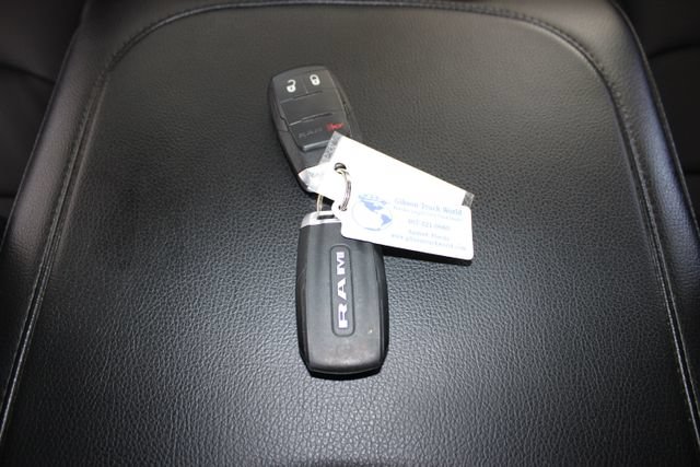 Used 2024 RAM 2500 Big Horn AWD/4WD image 32