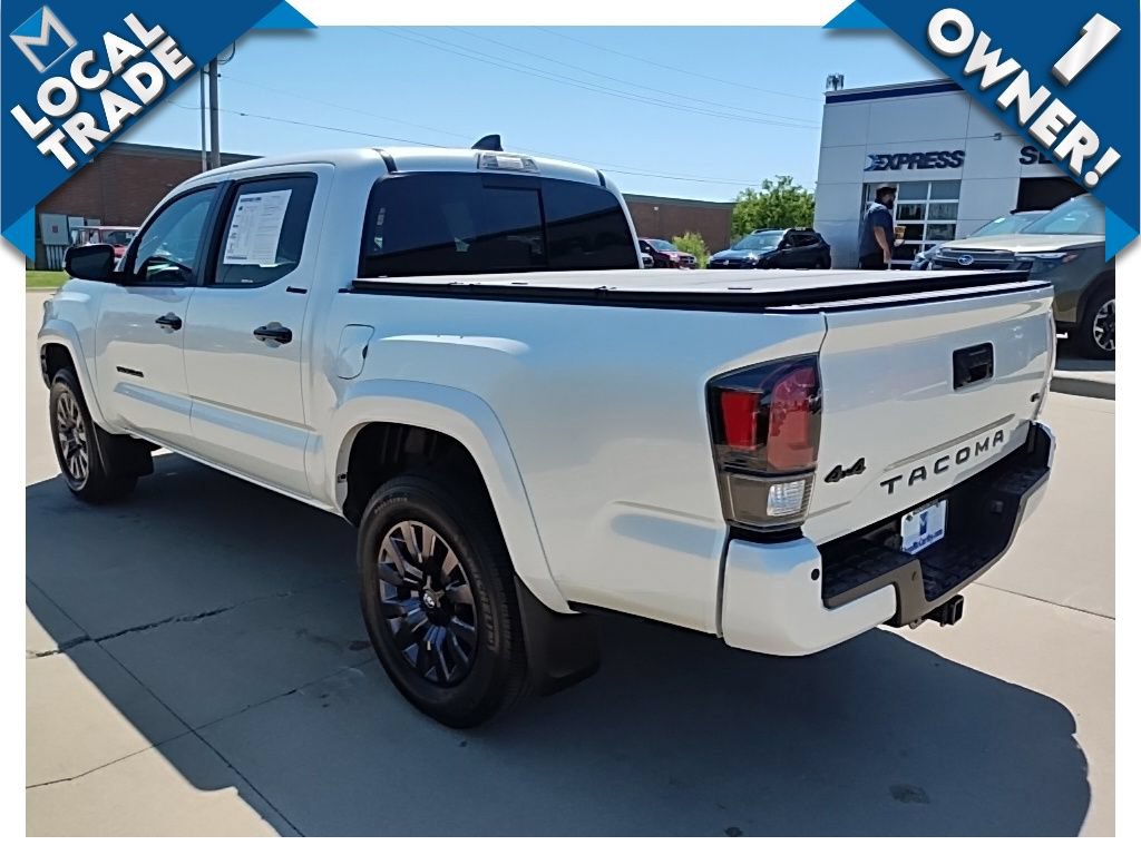 Used 2022 Toyota Tacoma Limited w/ Nightshade Package AWD/4WD image 10