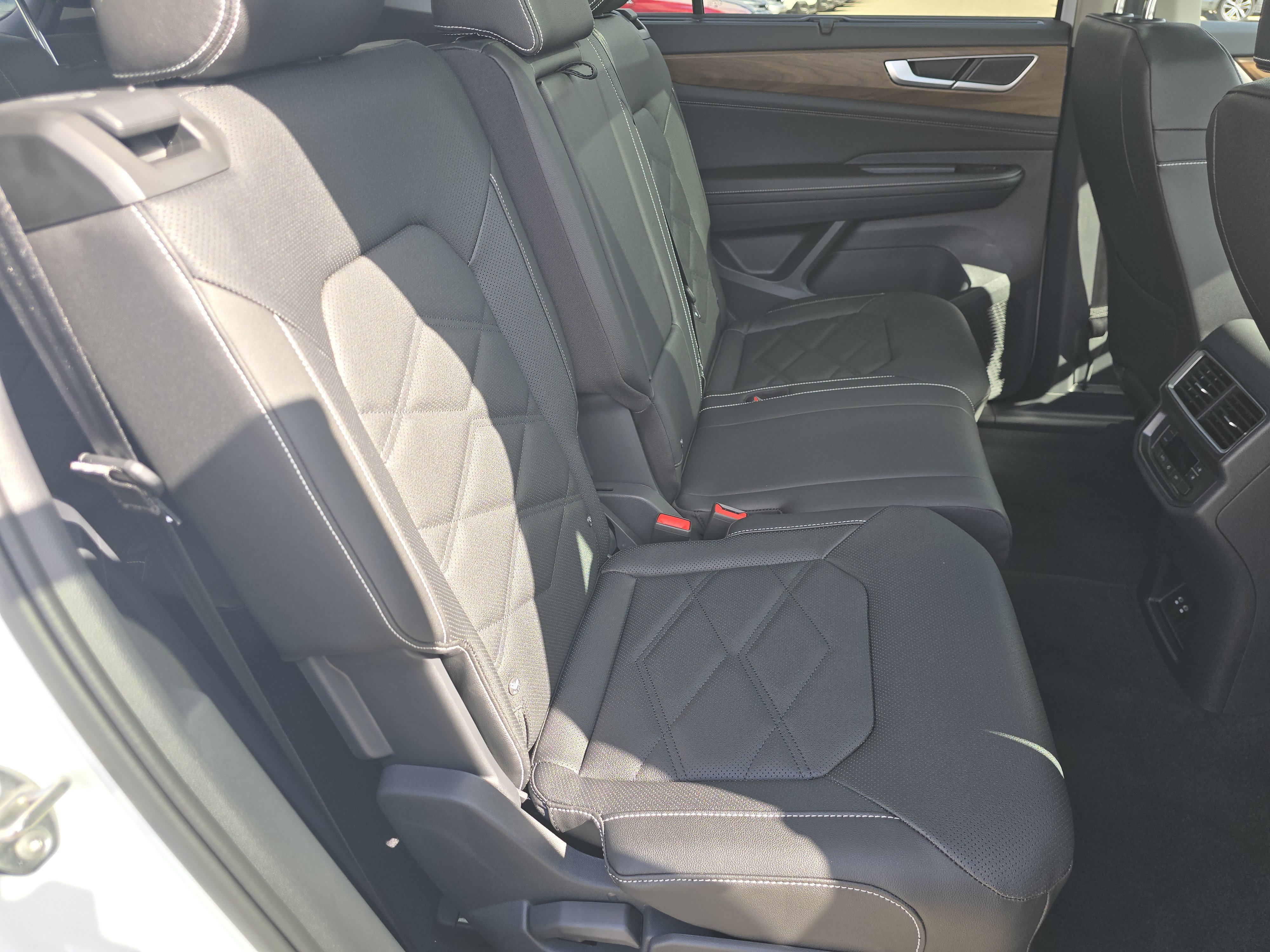 New 2026 Volkswagen Atlas SE AWD/4WD image 18