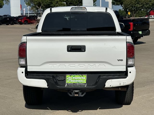 Used 2020 Toyota Tacoma TRD Off-Road w/ TRD Premium Off Road Package AWD/4WD image 4