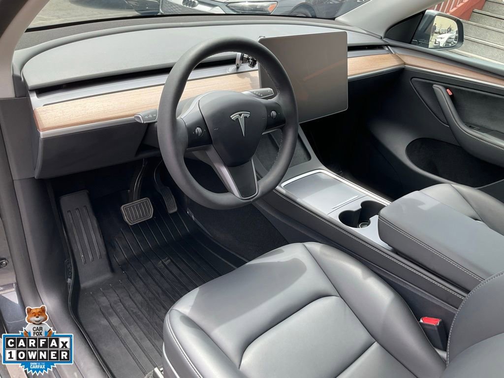 Used 2024 Tesla Model Y Long Range RWD image 6