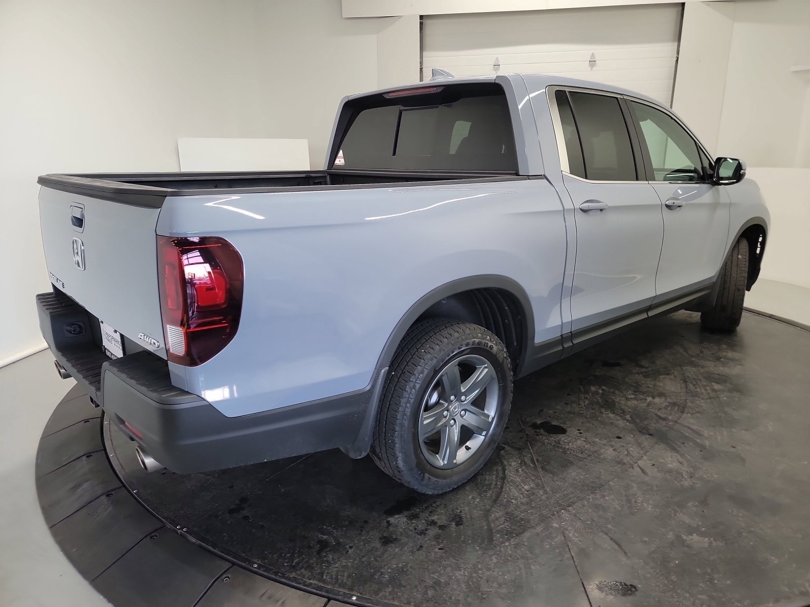 Certified 2023 Honda Ridgeline RTL image 9