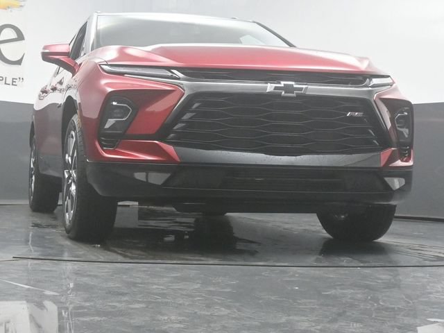 New 2026 Chevrolet Blazer RS w/ LPO, Floor Liner Package FWD image 3
