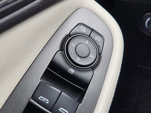 Certified 2025 Buick Encore GX Preferred image 24
