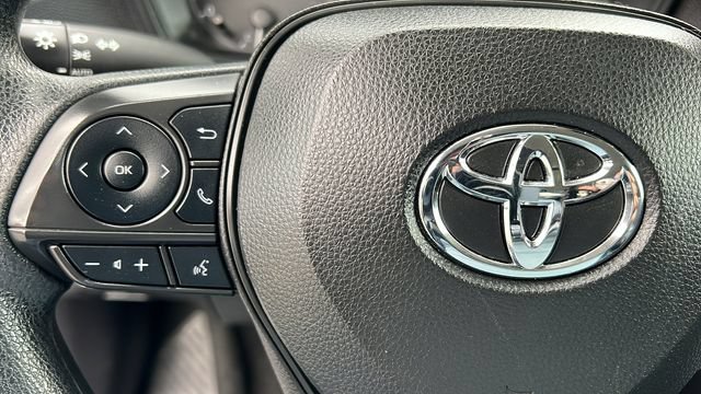 Used 2023 Toyota Corolla LE FWD image 19