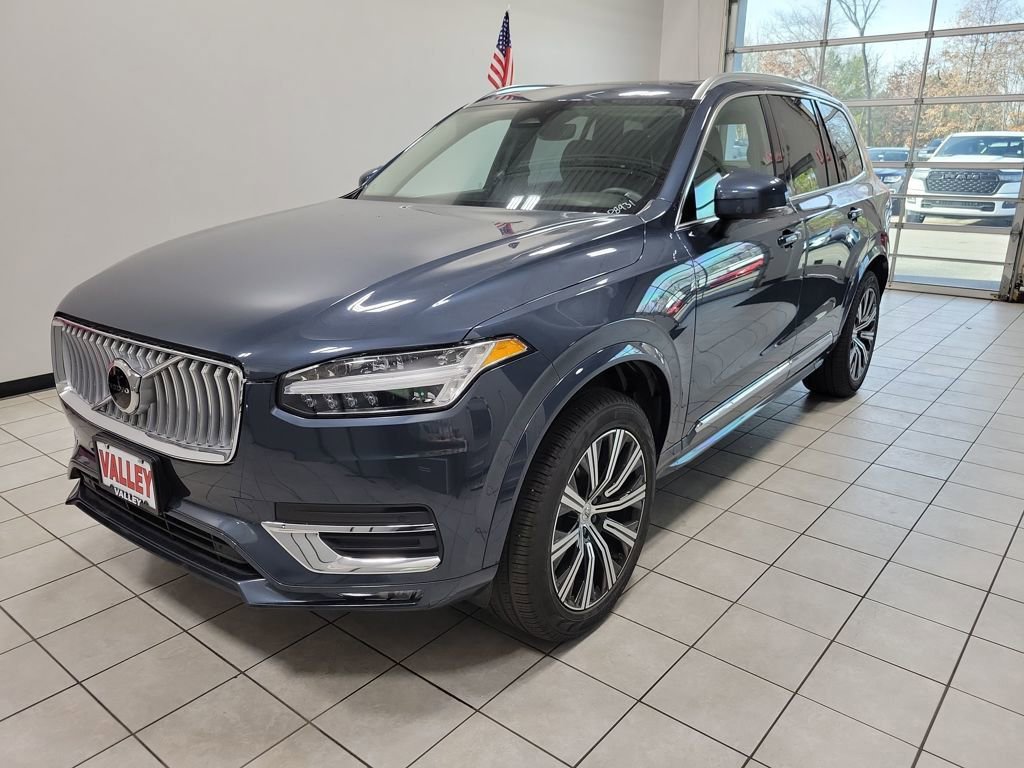 Used 2025 Volvo XC90 B5 Core video 2