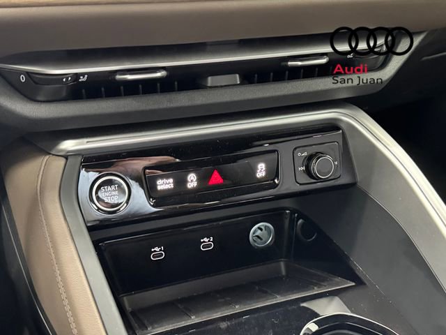 Used 2025 Audi Q5 Premium w/ Convenience Package AWD/4WD image 16