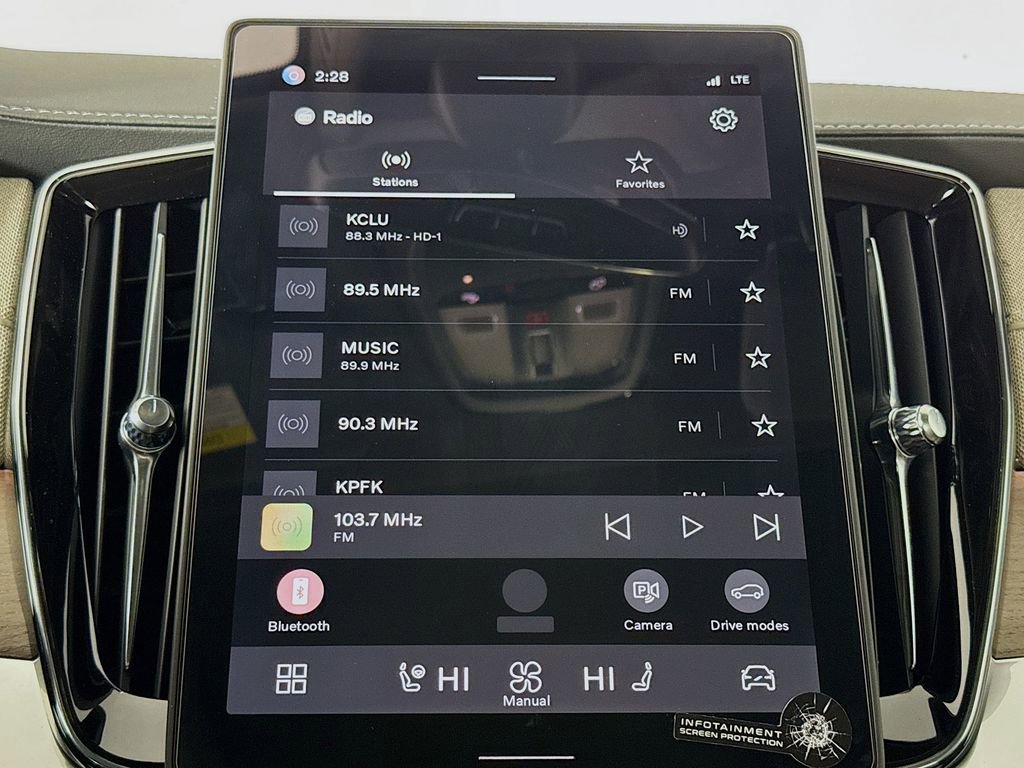 New 2026 Volvo XC90 B6 Plus w/ Protection Package Premier image 14