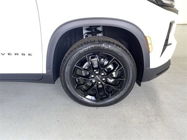 New 2026 Chevrolet Traverse LT w/ Midnight/Sport Edition image 14