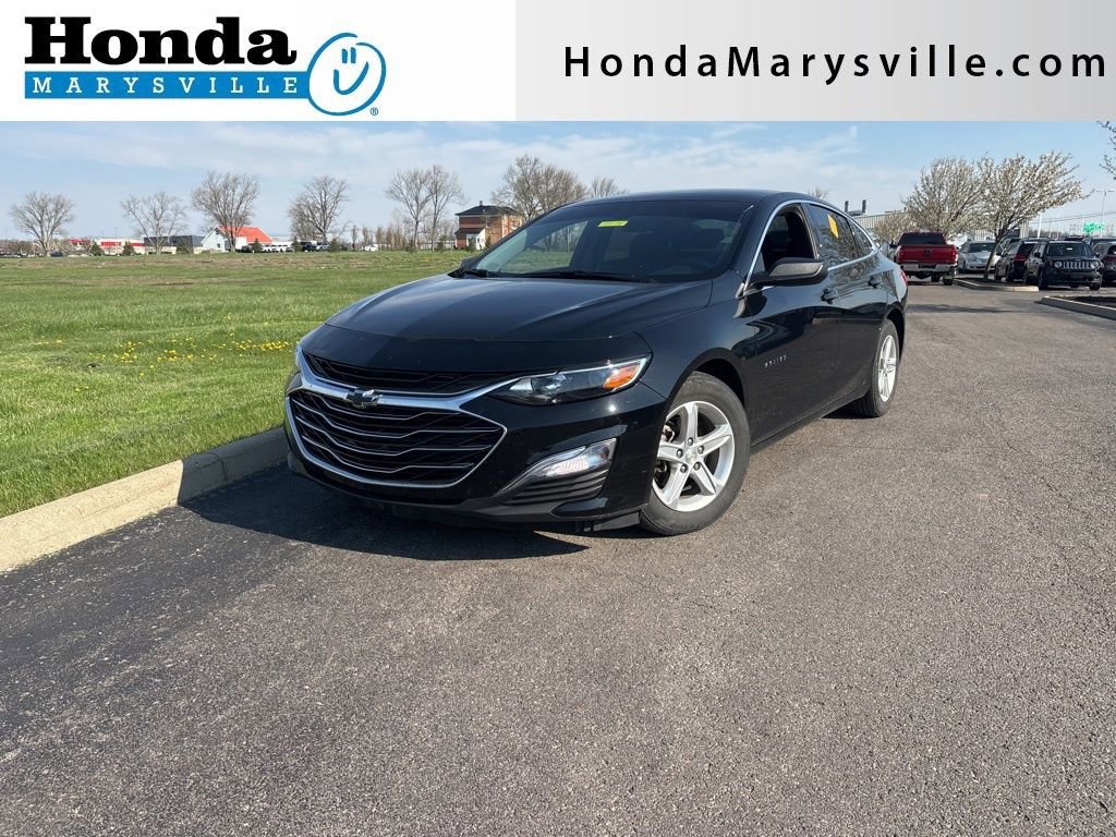 Used 2022 Chevrolet Malibu LS image 1