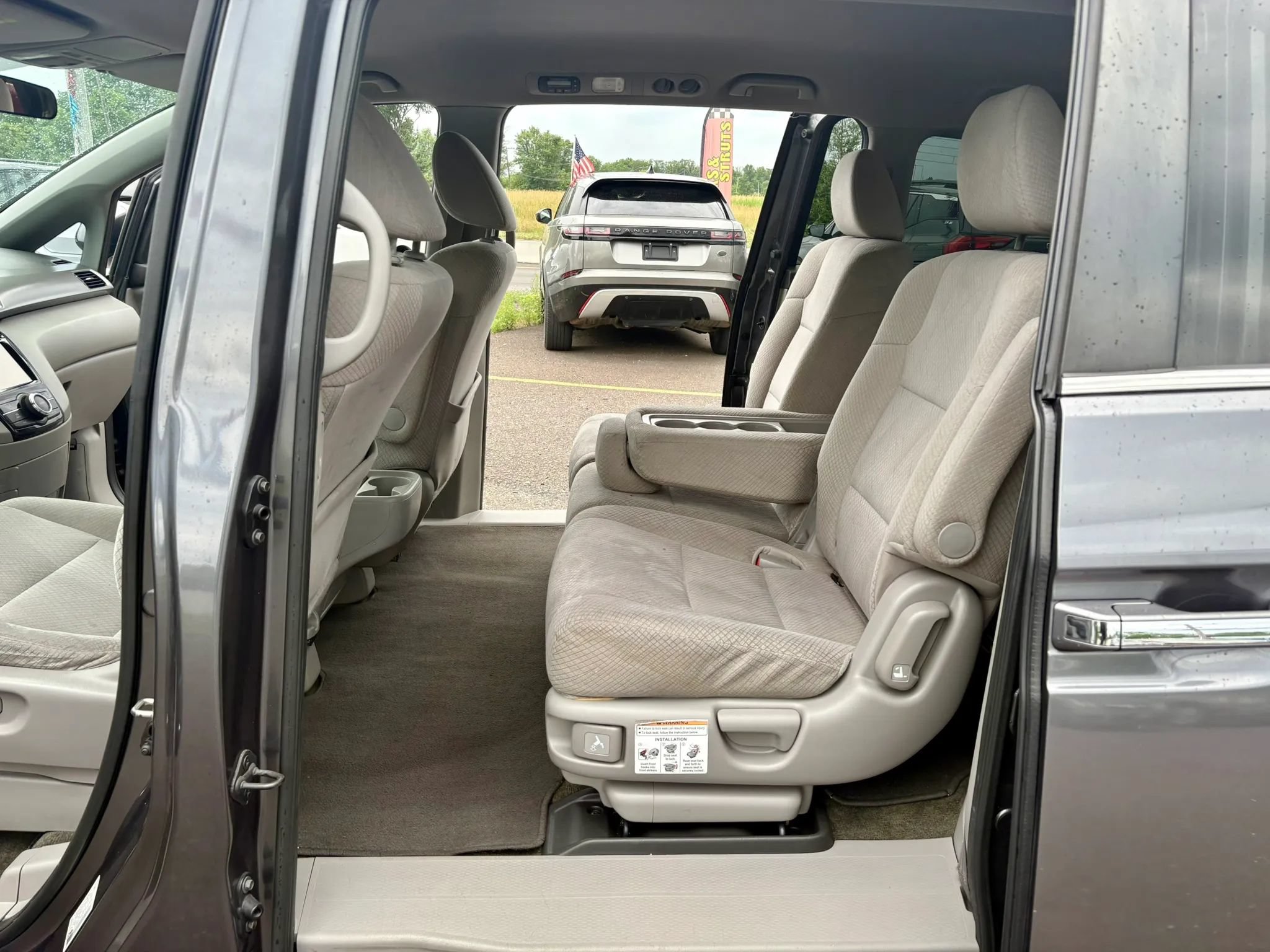 Used 2016 Honda Odyssey EX image 18