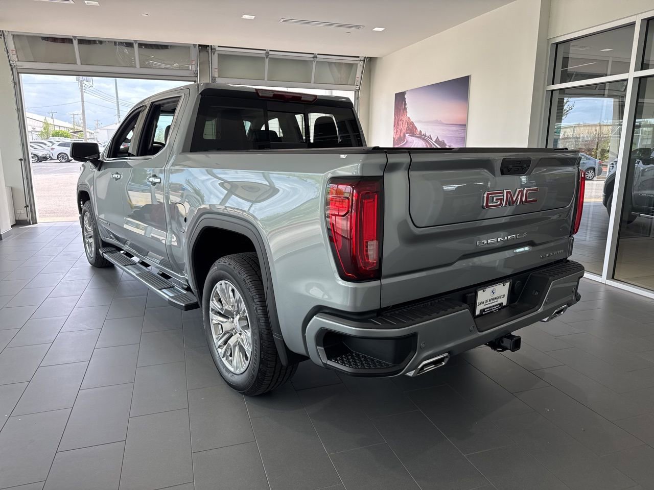 Used 2025 GMC Sierra 1500 Denali image 6