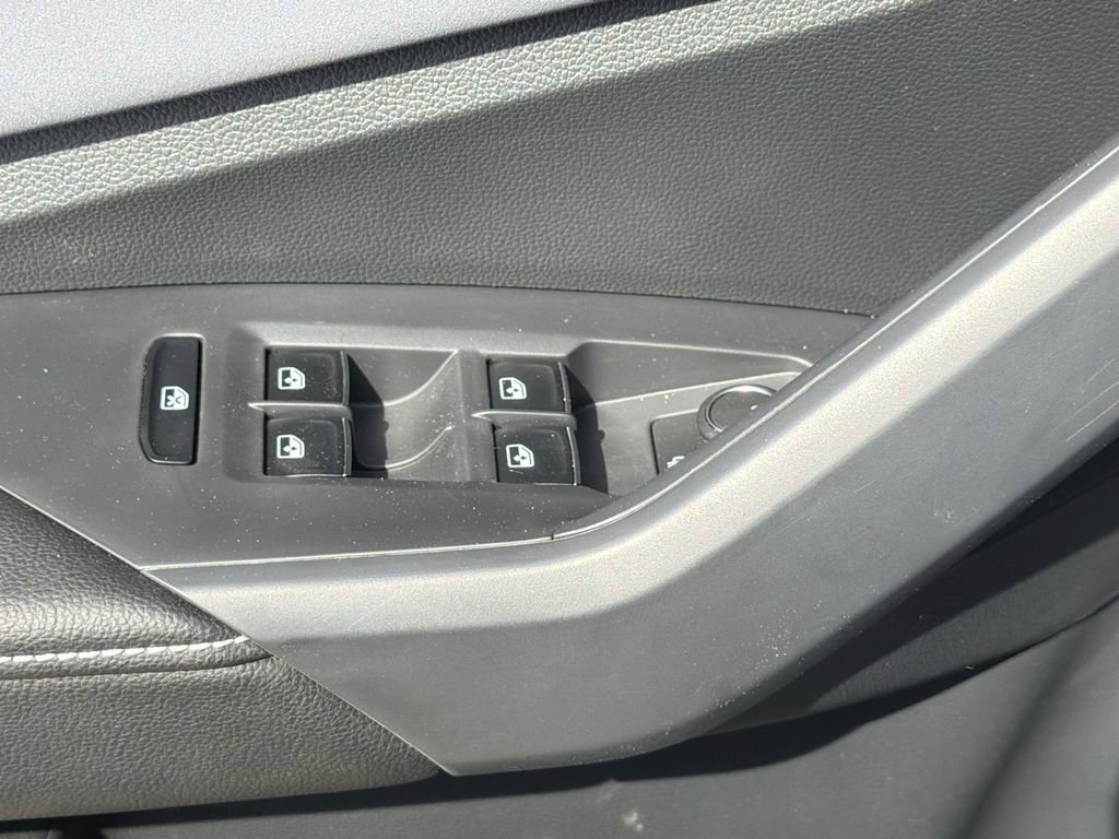 New 2026 Volkswagen Jetta SE FWD image 23