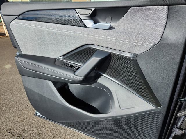 New 2026 Volkswagen Tiguan S image 21