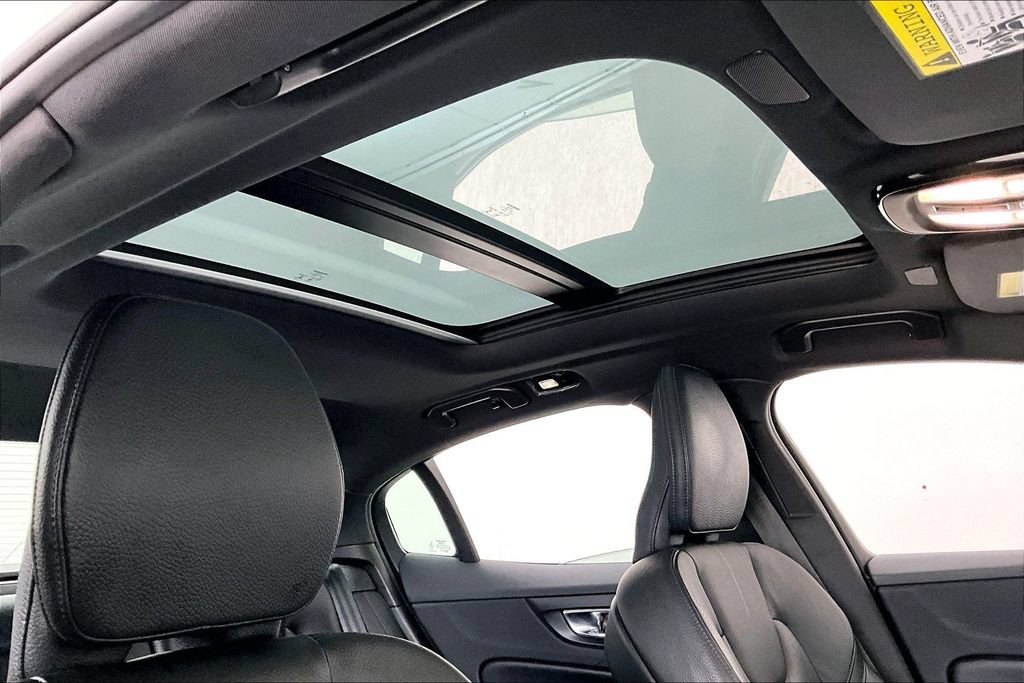 Certified 2023 Volvo S60 B5 Plus w/ Climate Package AWD/4WD image 22