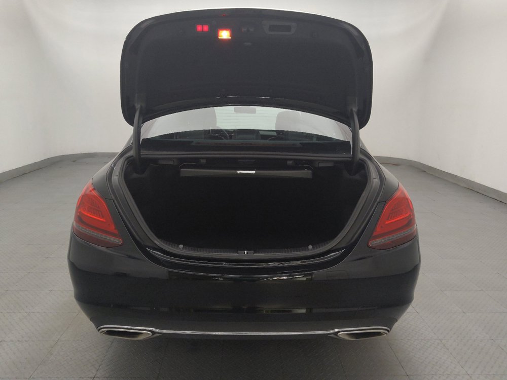 Used 2020 Mercedes-Benz C 300 Sedan w/ Premium Package image 29