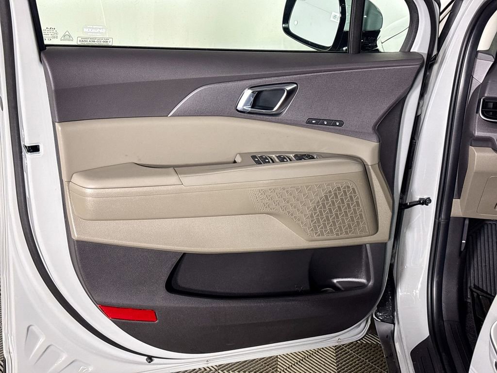 New 2026 Kia Carnival SX image 10