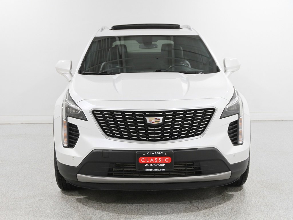 Used 2019 Cadillac XT4 Premium Luxury image 2