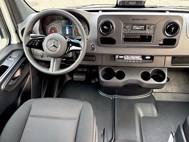New 2026 Mercedes-Benz Sprinter 2500 image 21