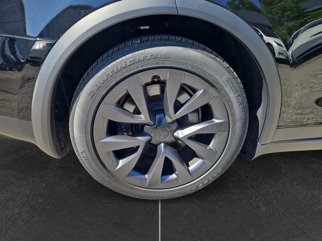 Used 2024 Tesla Model X AWD/4WD image 30