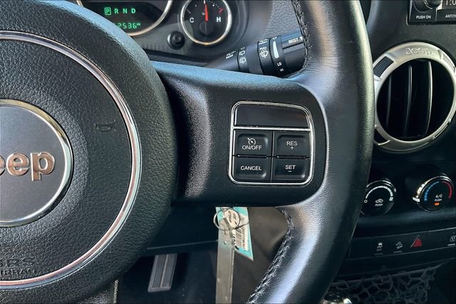 Used 2018 Jeep Wrangler Sahara w/ Connectivity Group image 18