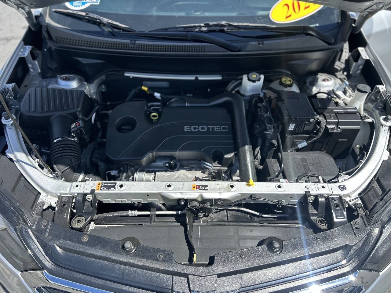 Used 2021 Chevrolet Equinox LT FWD image 19