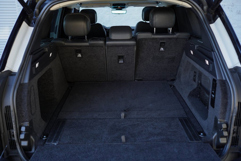 Used 2022 Land Rover Range Rover SE image 41