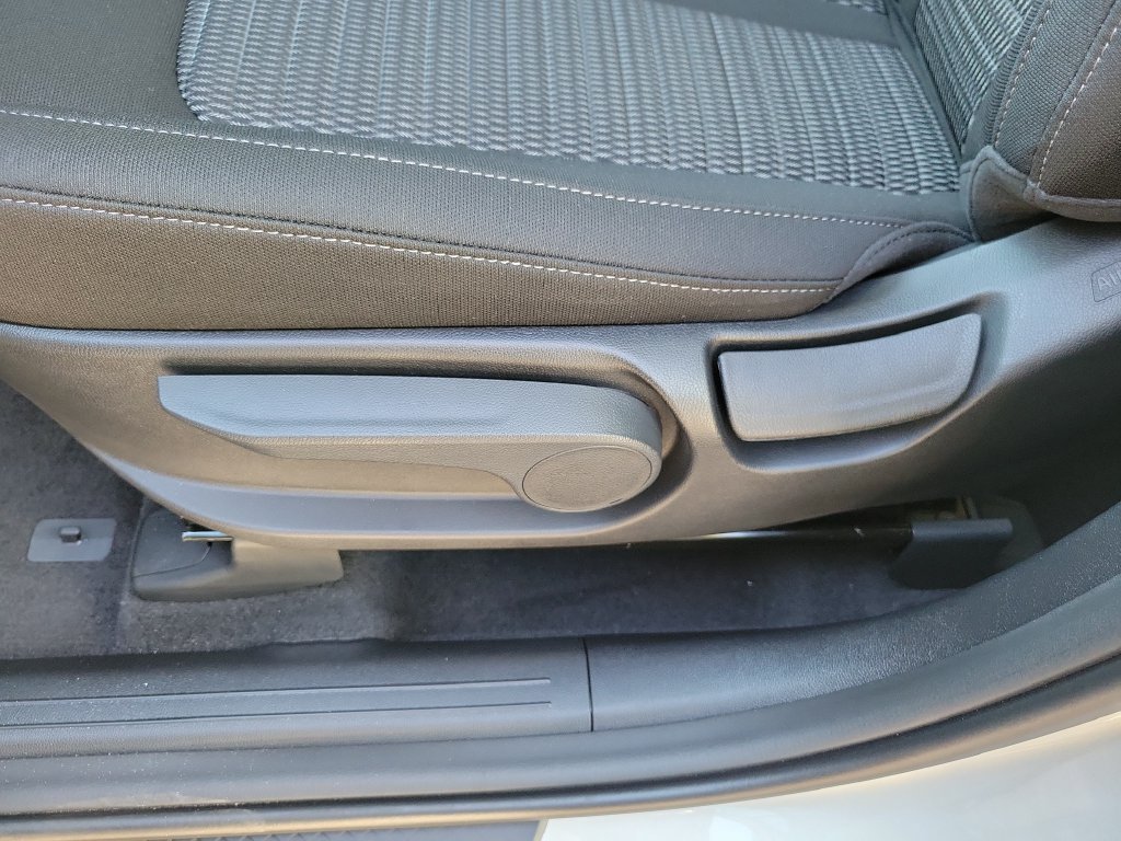 New 2026 Kia Sorento LX FWD image 21