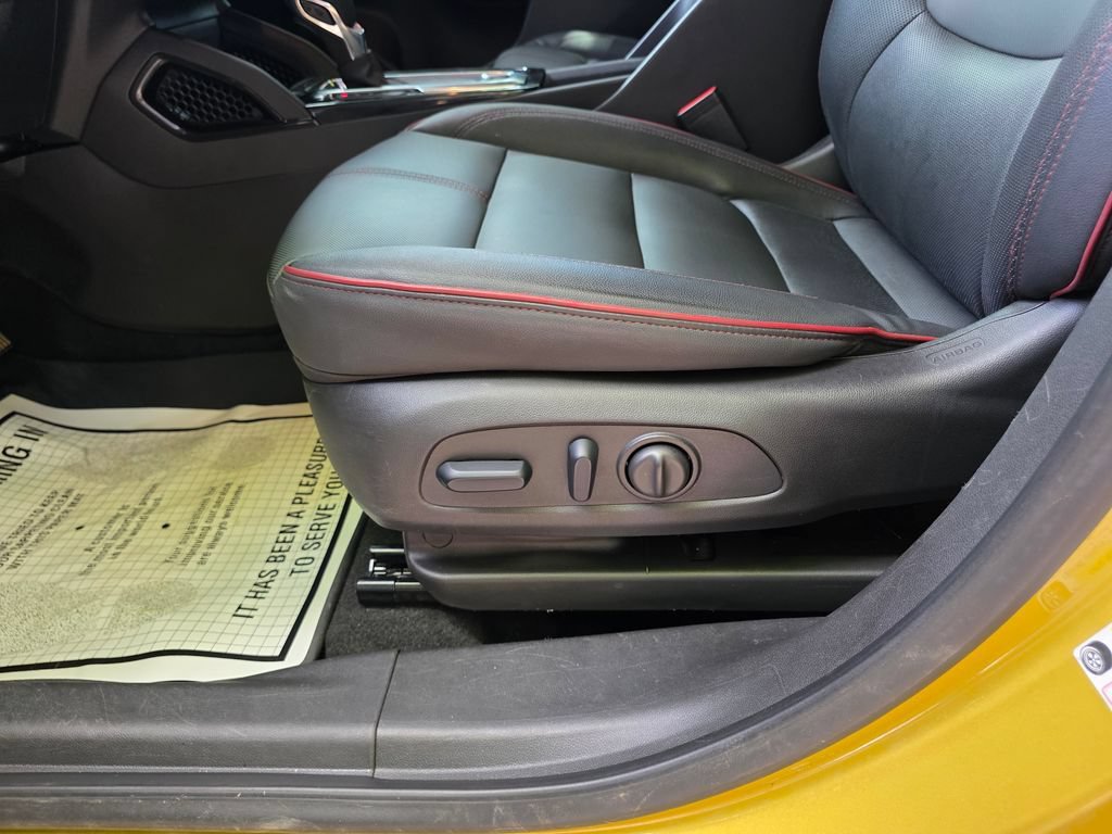 Used 2024 Chevrolet TrailBlazer RS FWD image 16