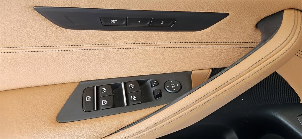 Used 2019 BMW 530i w/ Convenience Package image 13
