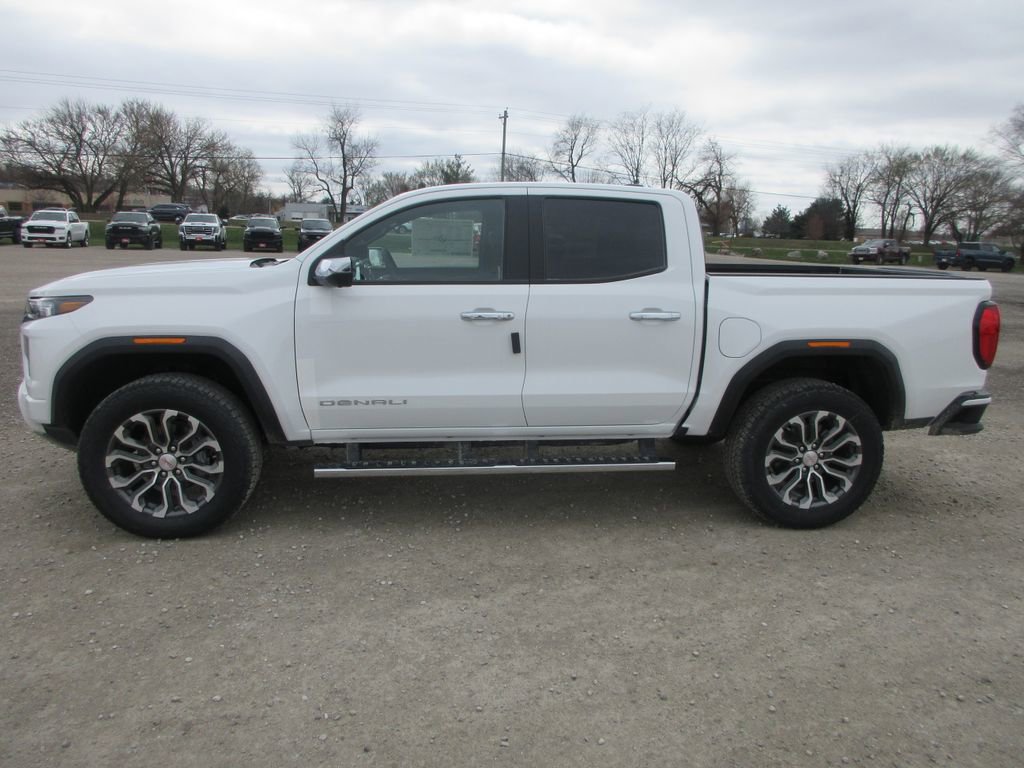 New 2026 GMC Canyon Denali image 10