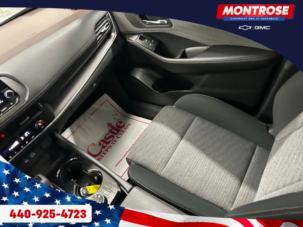 Used 2023 Nissan Rogue SV image 26