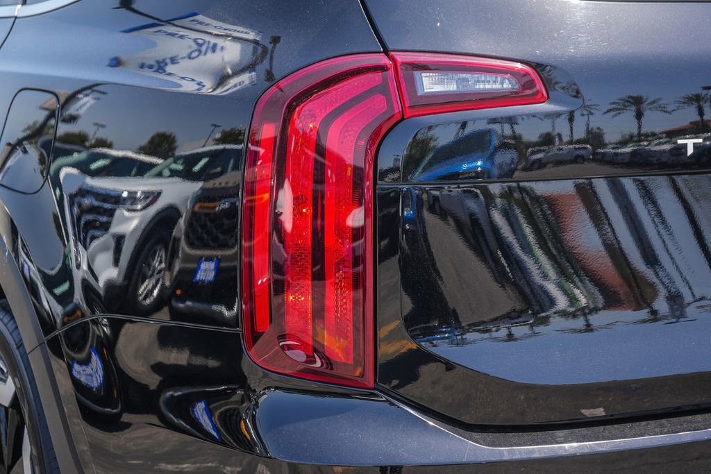 Used 2023 Kia Telluride S AWD/4WD image 11