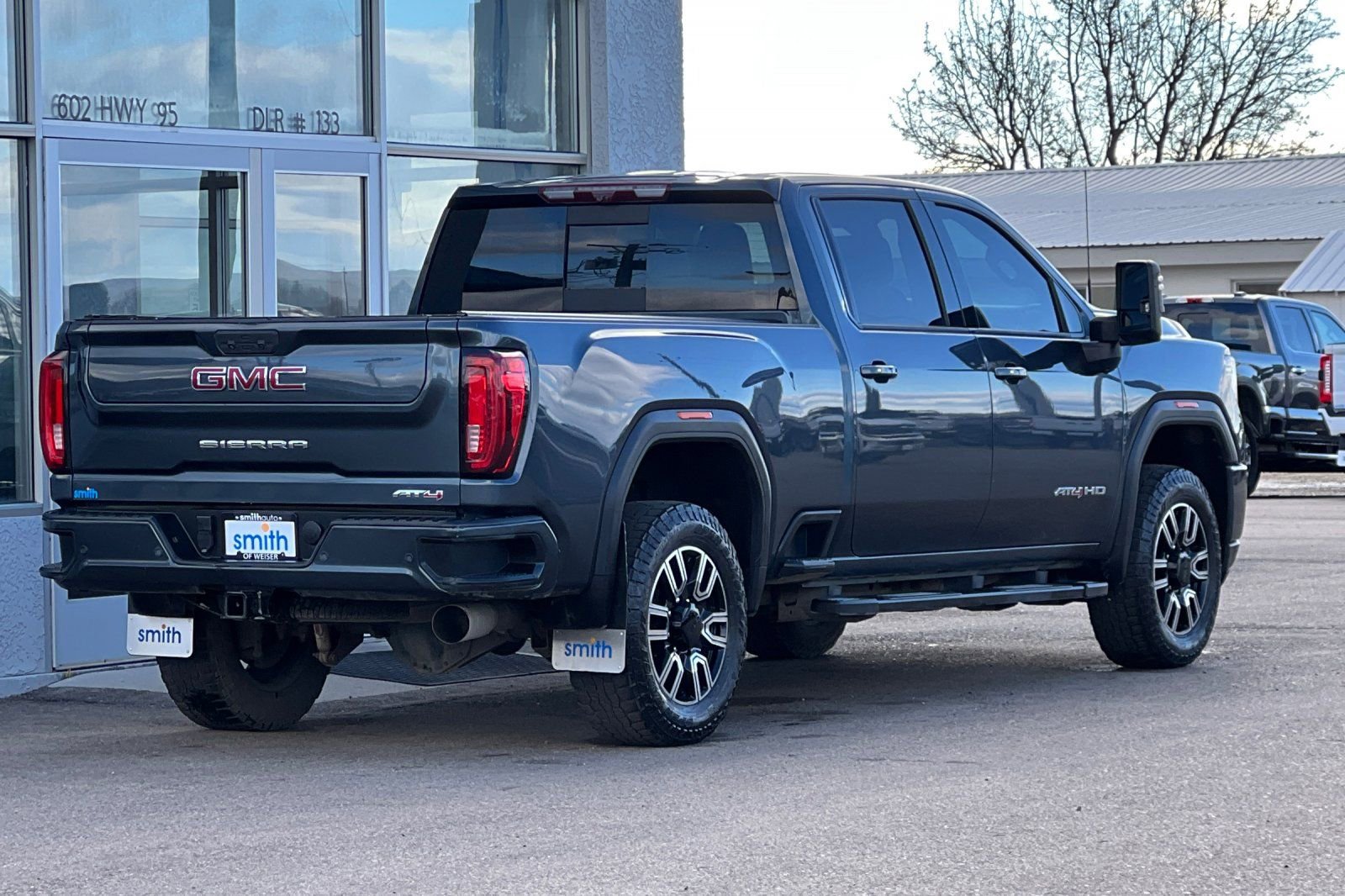 Used 2020 GMC Sierra 2500 AT4 w/ AT4 Premium Package image 3
