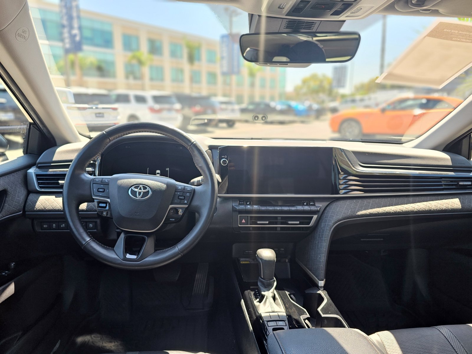 Used 2025 Toyota Camry XLE FWD image 28