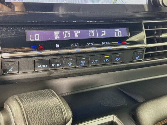 Certified 2021 Toyota Sienna XSE FWD image 18