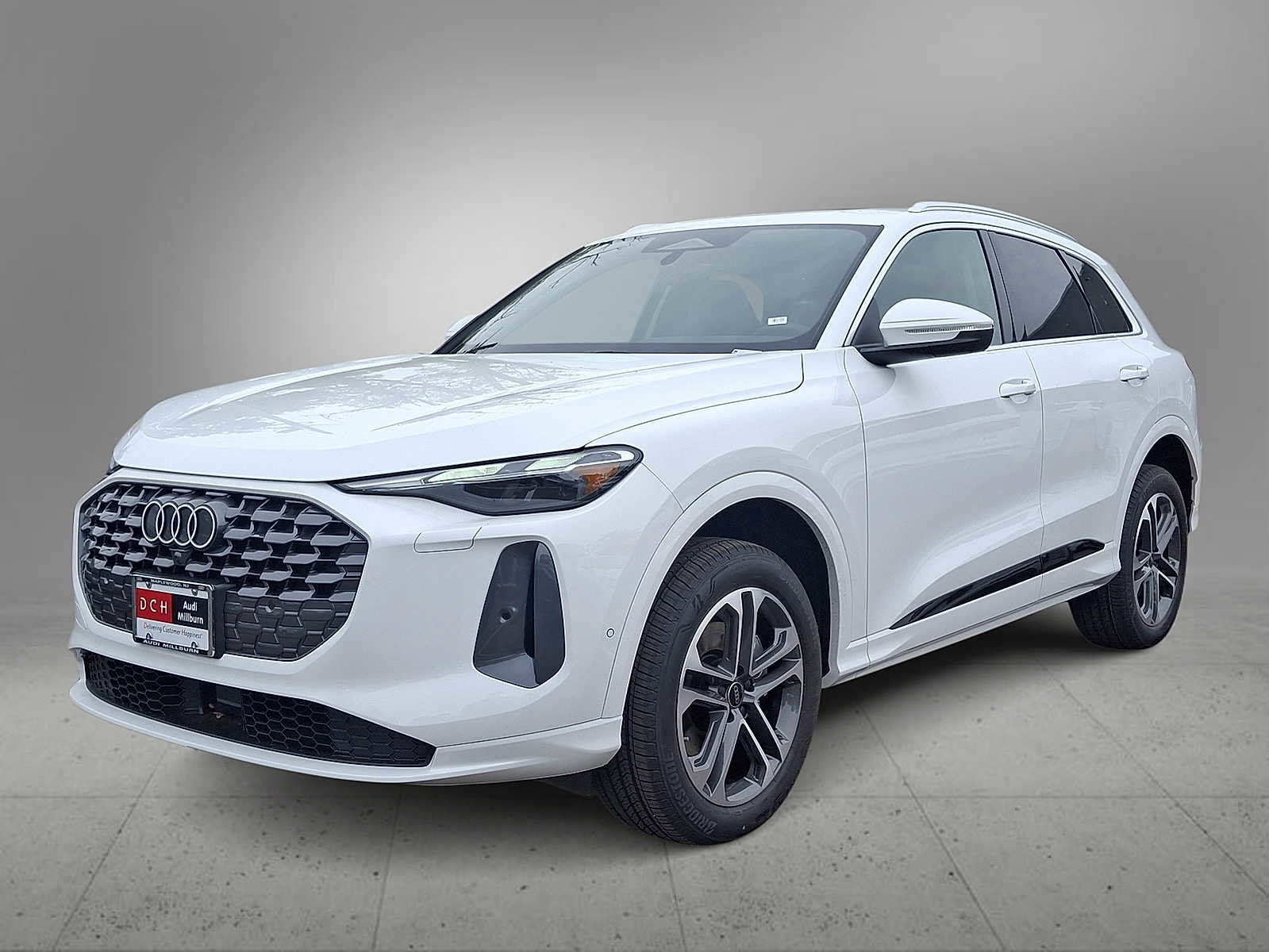 New 2026 Audi Q5 Premium AWD/4WD image 1