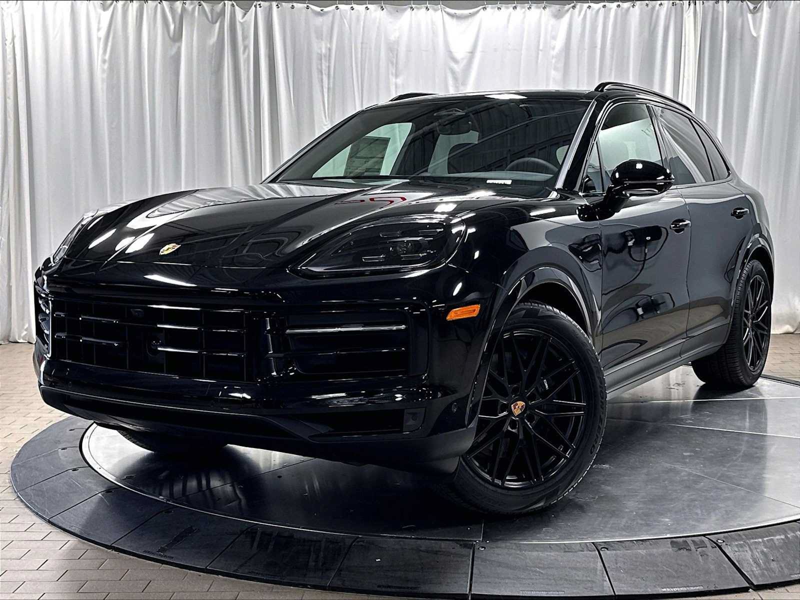 New 2026 Porsche Cayenne AWD/4WD image 1