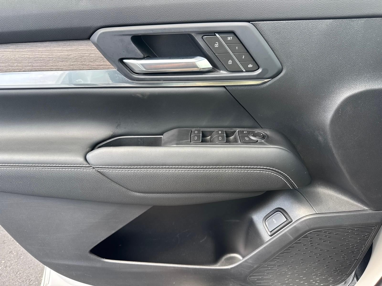 Used 2026 GMC Terrain Denali w/ LPO, Floor Liner Package AWD/4WD image 11