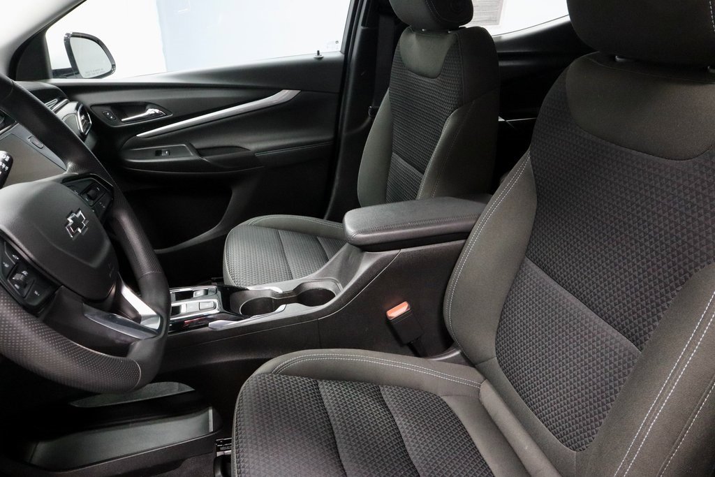 Used 2022 Chevrolet Bolt EUV LT image 23