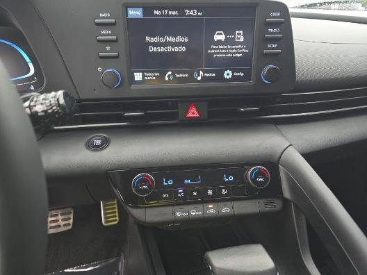 Used 2025 Hyundai Elantra Sport image 7