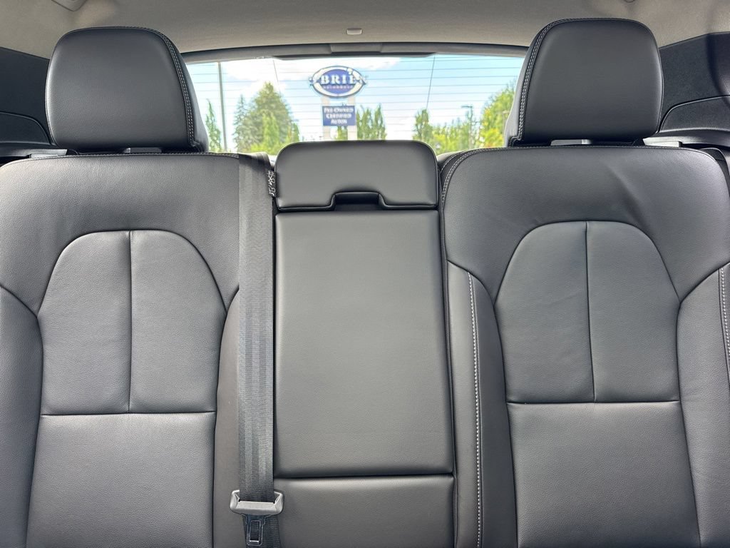 New 2026 Volvo XC40 B5 Plus w/ Climate Package AWD/4WD image 18