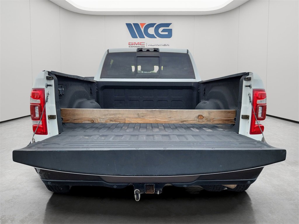 Used 2022 RAM 3500 Limited image 11