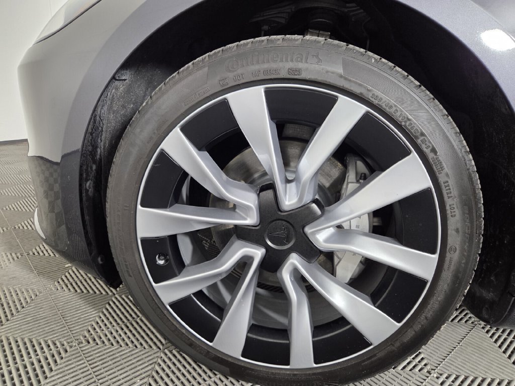 Used 2024 Tesla Model 3 Long Range RWD image 8