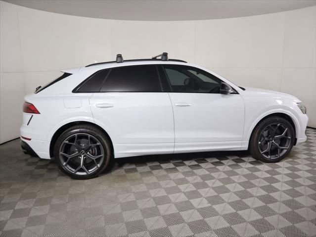 New 2025 Audi RS Q8 performance image 4
