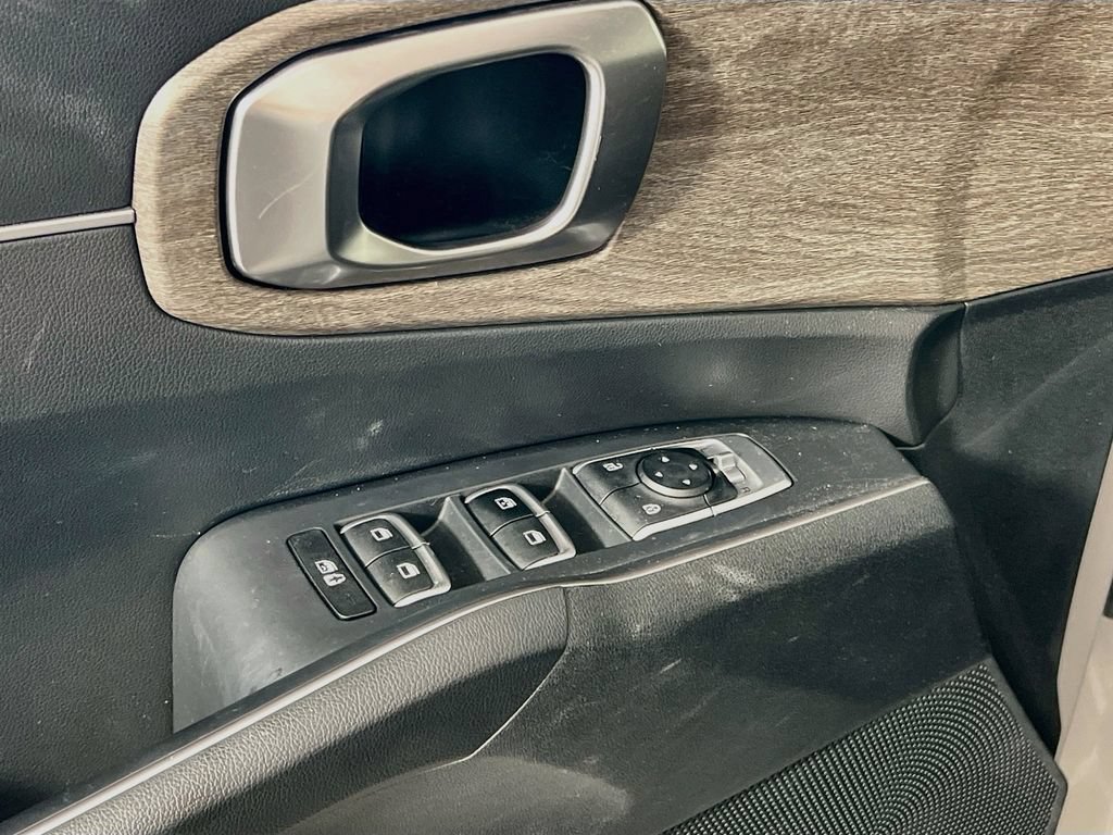 Certified 2023 Kia Sorento S AWD/4WD image 10
