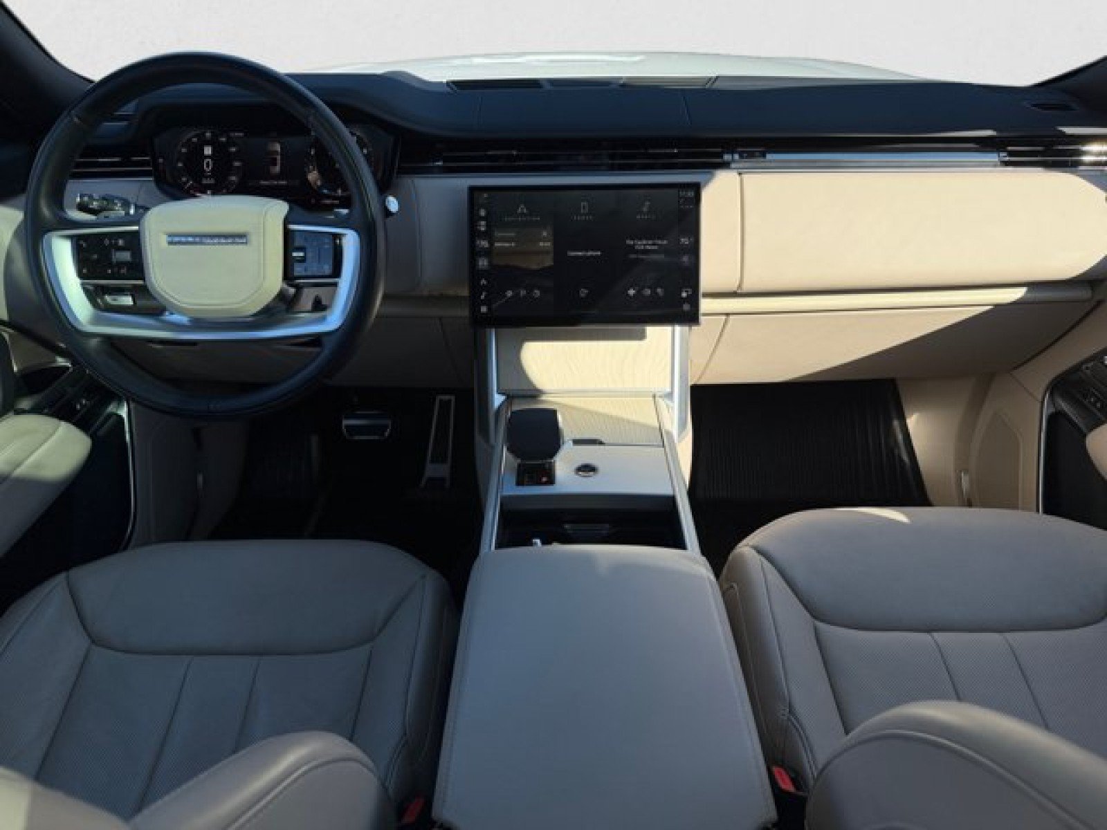 Certified 2024 Land Rover Range Rover SE AWD/4WD image 13
